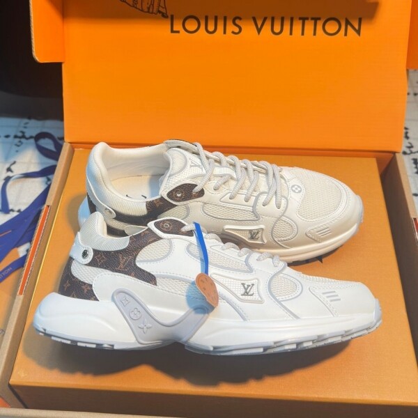 블링크,루이비통 Louis Vuitton 스니커즈 1AHOE 커플룩 스니커즈 1AHOE
