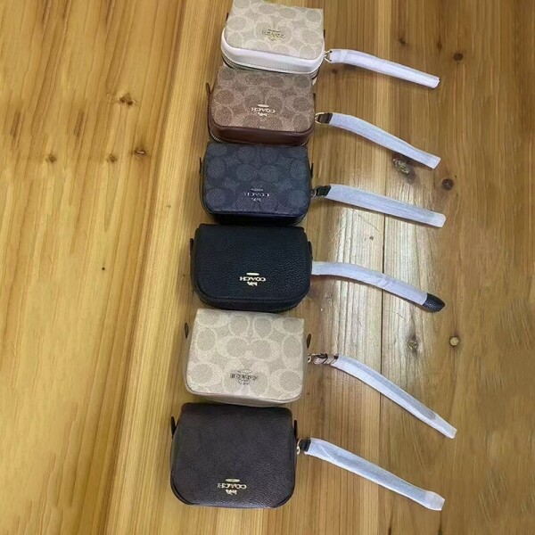 블링크,코치 파우치 위슬렛  CW906 CW907