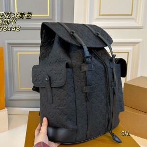 루이비통 Louis Vuitton 엠보싱 백팩 M46331 38×48cm