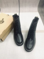 닥터마틴 Jadon 여성 워커 영국식 숏 블랙 플랫워커 Dr.Martens