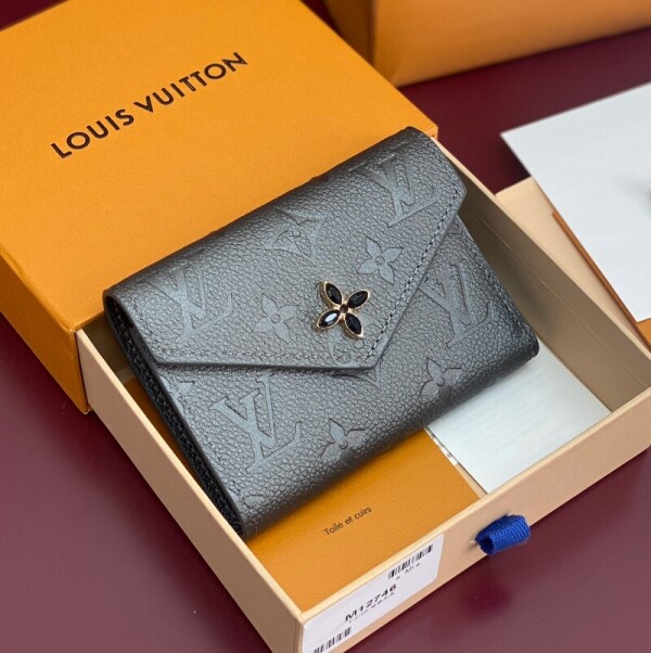 블링크,루이비통 LOUIS VUITTON 빅토린 월릿 2컬러 M12746