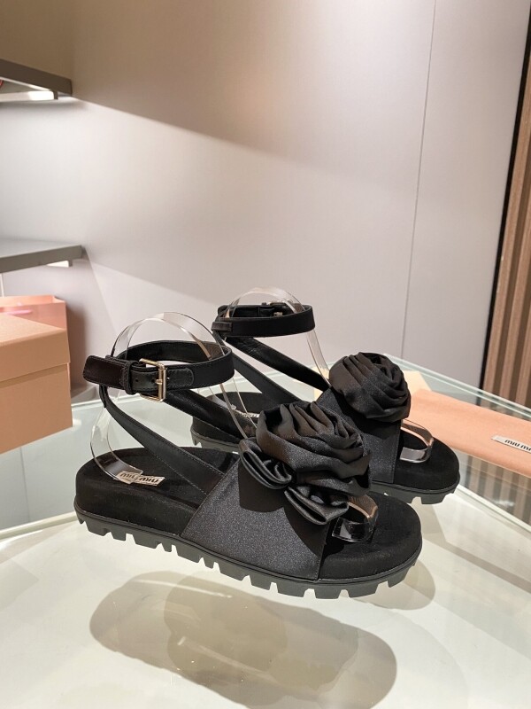 위핑,미우미우 플랫 샌들 147632 MIUMIU
