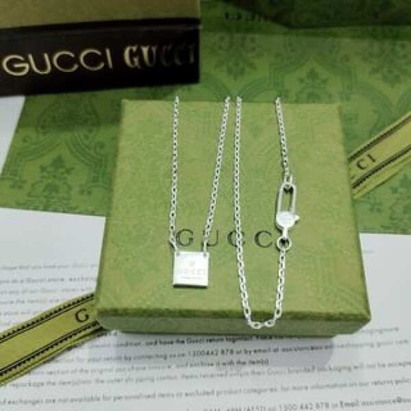 위핑,구찌  사각 실버 목걸이 Gucci