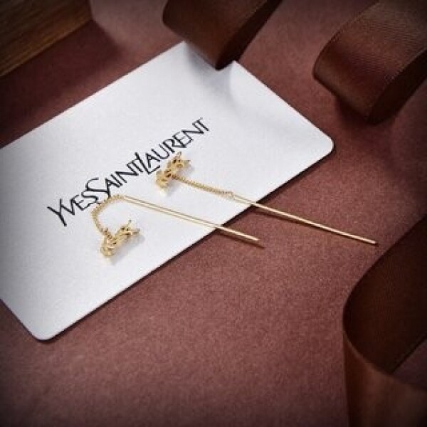 위핑,생로랑 귀걸이 YSL