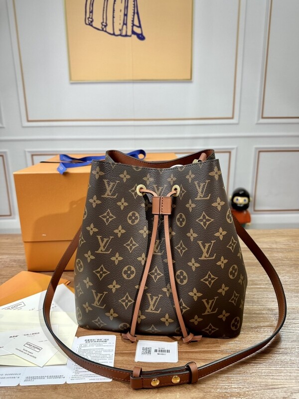 블링크,루이비통 네오노에 MM BB 버킷백 M44020