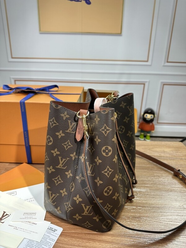 블링크,루이비통 네오노에 MM BB 버킷백 M44020