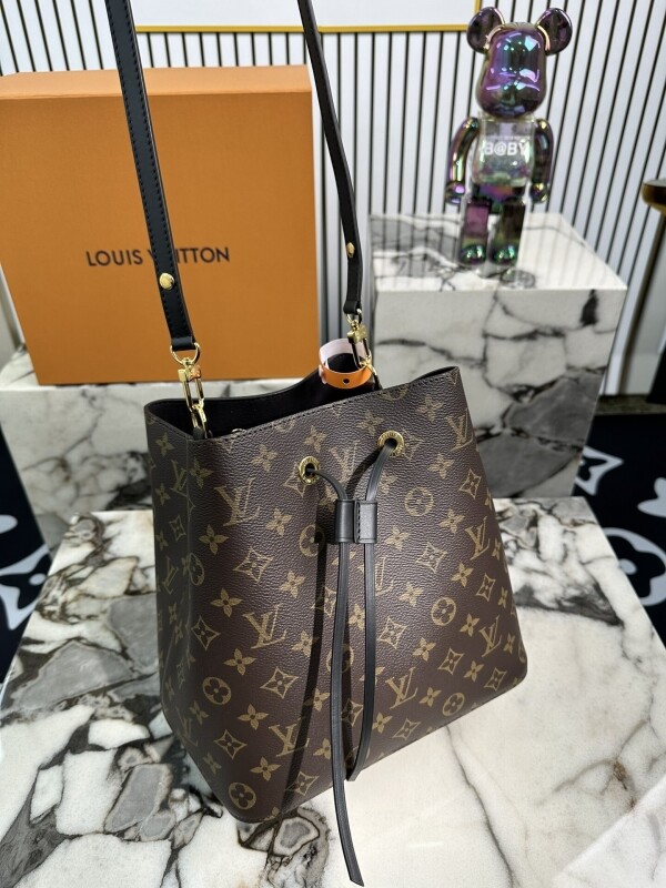 블링크,루이비통 네오노에 MM BB 버킷백 M44020