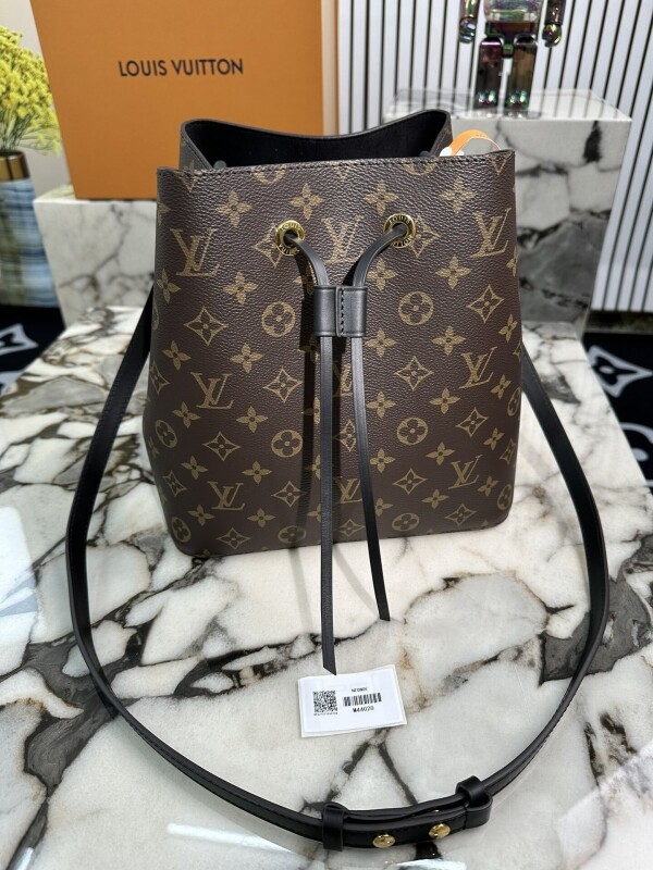 블링크,루이비통 네오노에 MM BB 버킷백 M44020