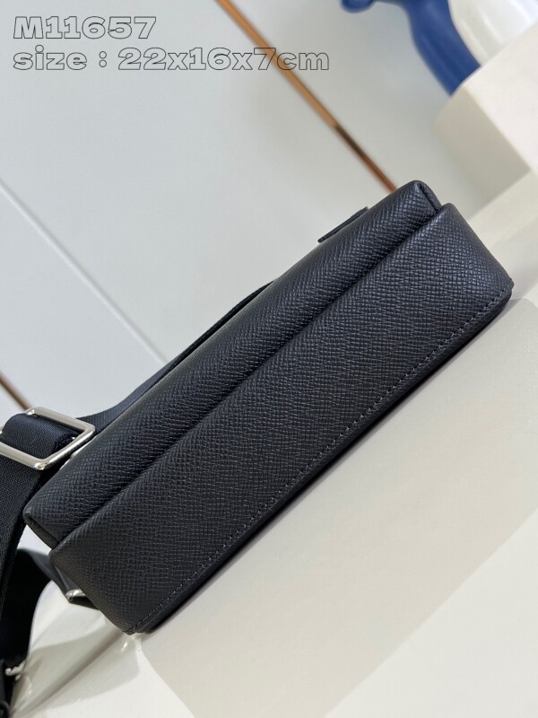 블링크,루이비통 메신저백 남자용M11657